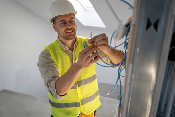 Professional Electrician in Juno Ridge, FL